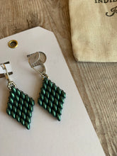 Load image into Gallery viewer, Evergreen Diamond Shaped  Earrings