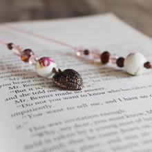Load image into Gallery viewer, Floral Heart Beaded Bookmark

