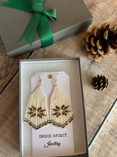 Load image into Gallery viewer, Pietersite Snowflake Fringe Earrings
