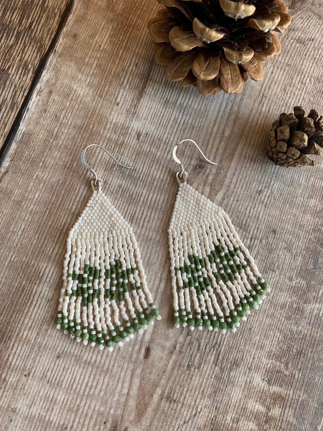 Diopside Snowflake Fringe Earrings