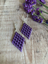 Load image into Gallery viewer, Lavender Diamond Shaped Earrings
